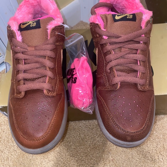 2007 Nike SB Dunk Low Gibson Guitar Case - Picture 6 of 9